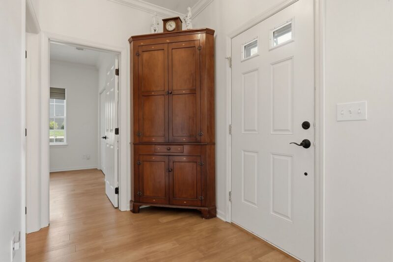 130 Waterford COURT — photo 6