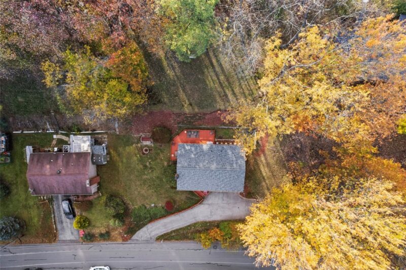 92 Buckhill Rd — photo 3