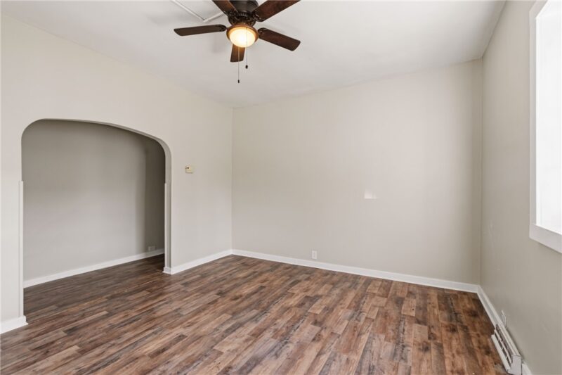 414 Erie Ave — photo 5