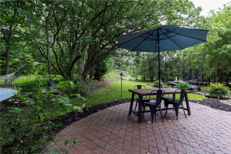 109 Oak Ridge Drive — photo 3