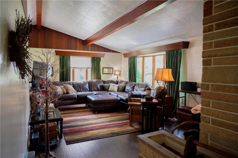 152 Oak Ridge Dr — photo 4