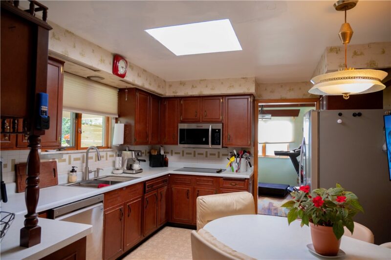 152 Oak Ridge Dr — photo 6