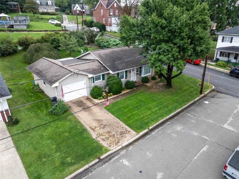 501 Kenmore Avenue — photo 4
