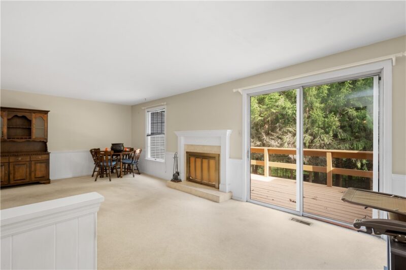 171 Roscommon Pl — photo 8