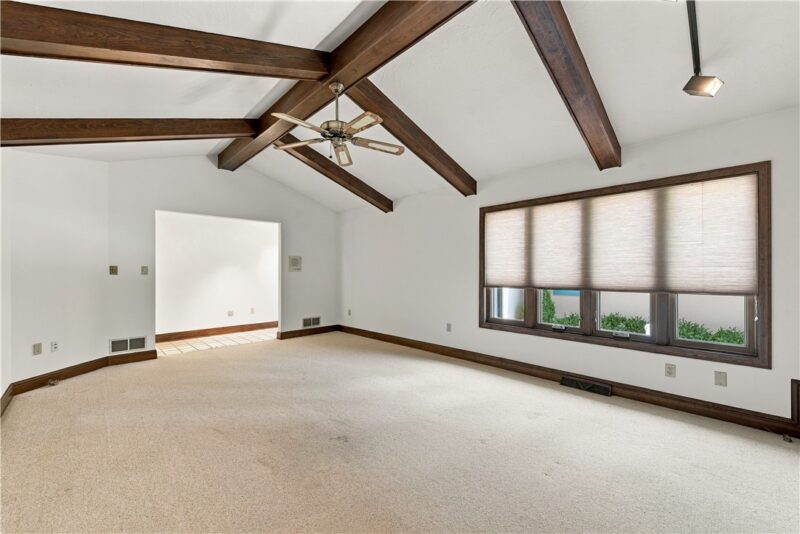 1803 S Villa Drive — photo 8