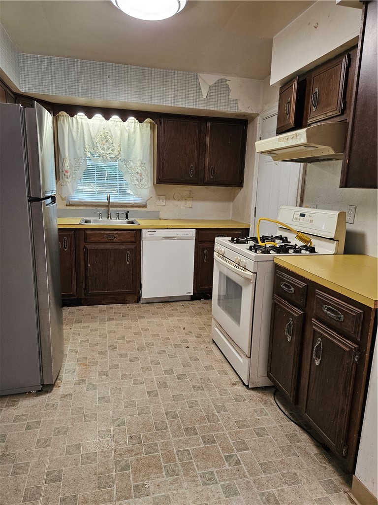 2351 Collins Rd — photo 6