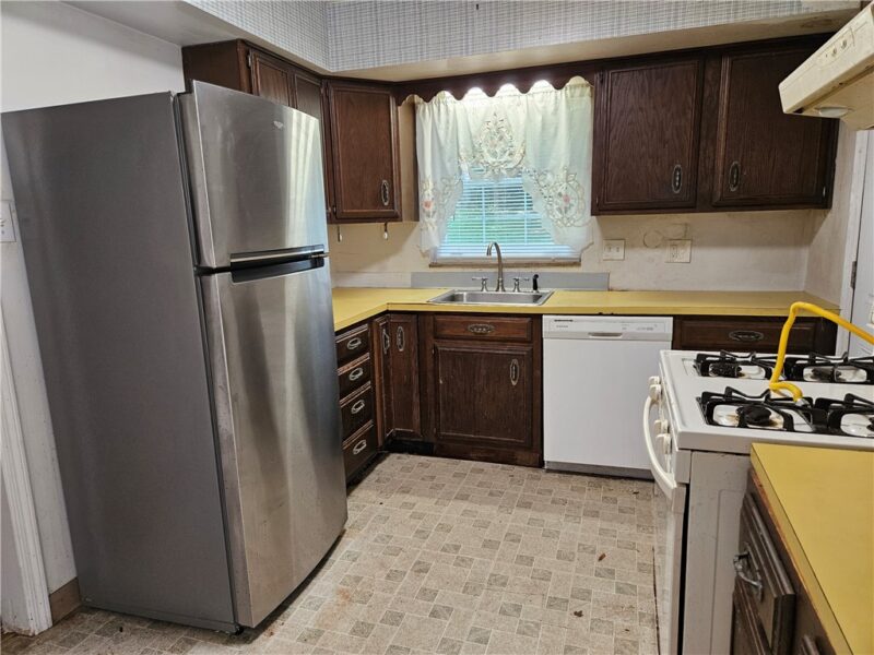2351 Collins Rd — photo 7