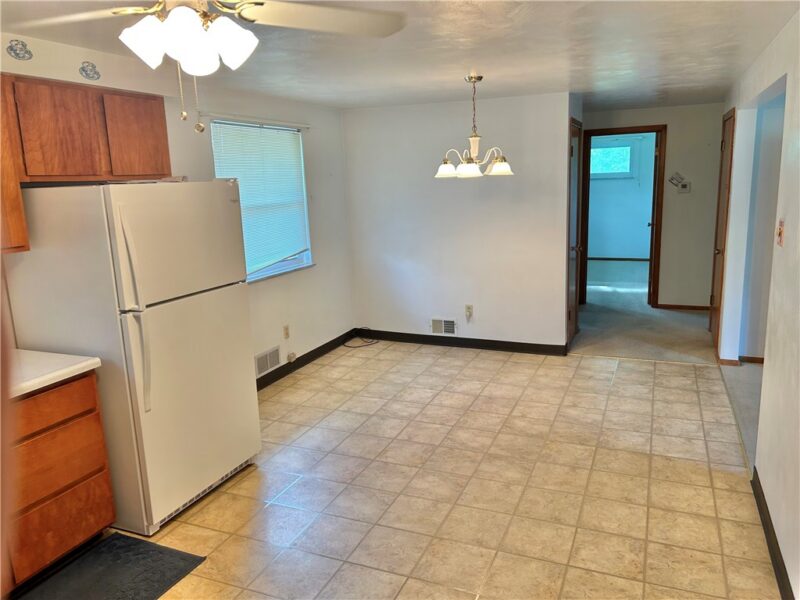45 Lagonda Rd — photo 4