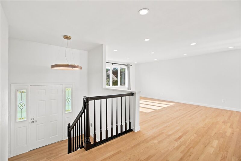 9659 Shirley Dr — photo 7