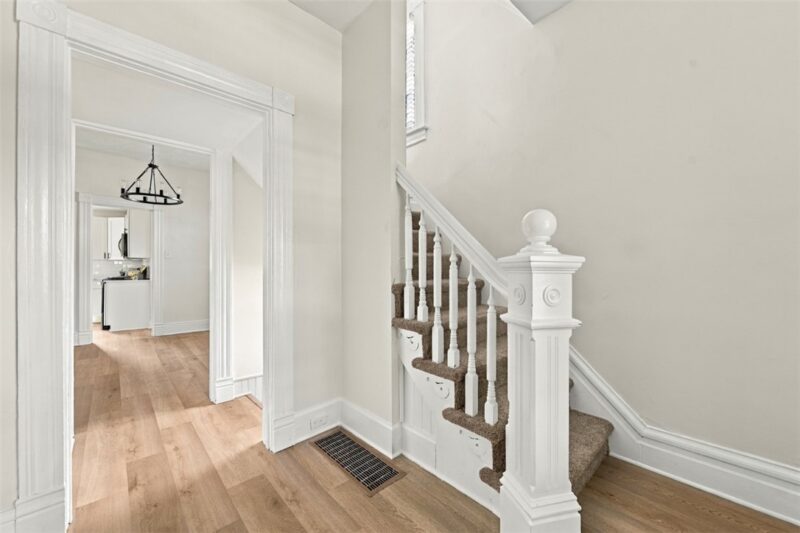 1522 Ridge — photo 3