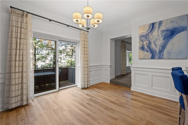5922 Howe Street 204 — photo 5