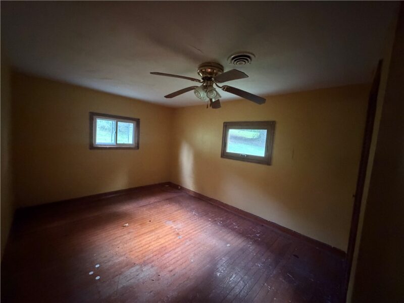 165 Blackhawk Rd — photo 3