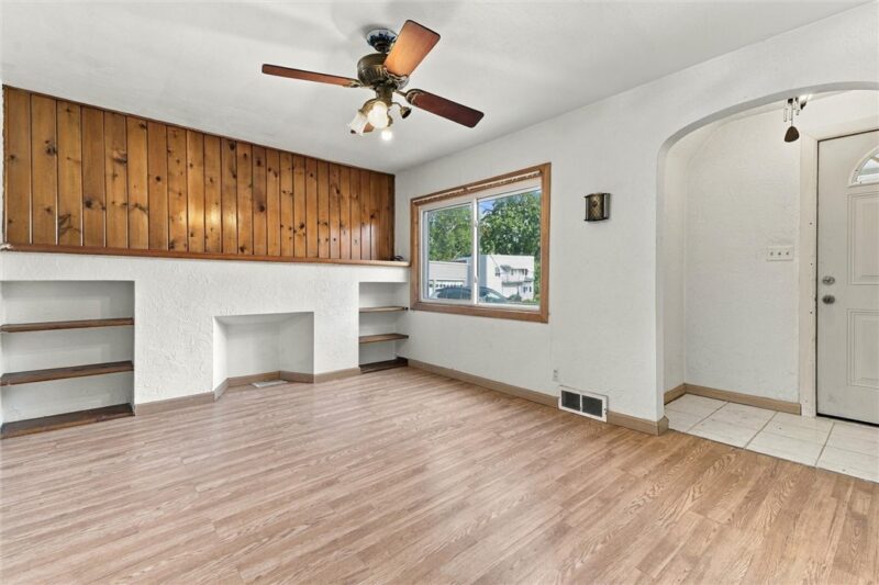 119 E 1st Ave — photo 5