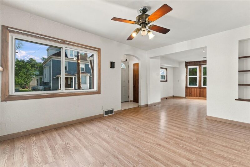 119 E 1st Ave — photo 6