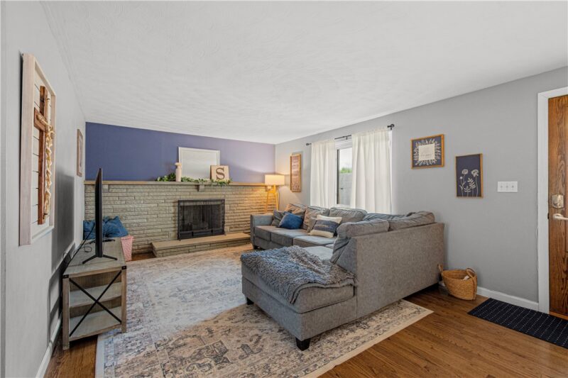 640 Shirls Ave — photo 8