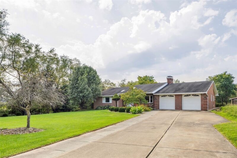 130 Wagner Rd — photo 3