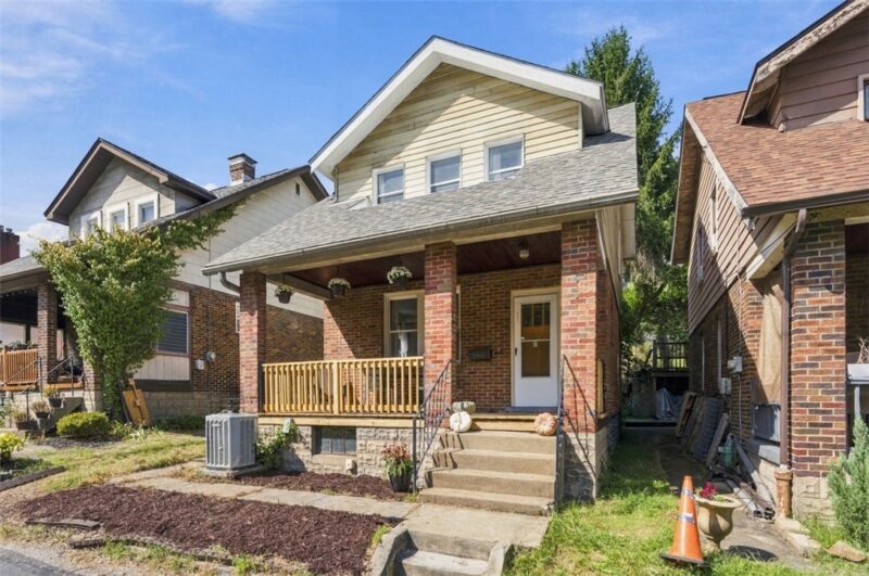 37 Bateman St — photo 3