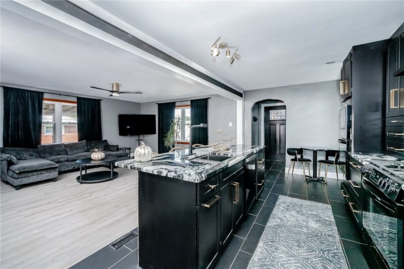 358 Anderson Ave — photo 8