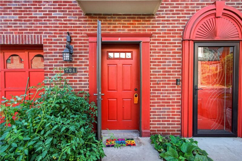 104 Longfellow Ct — photo 3