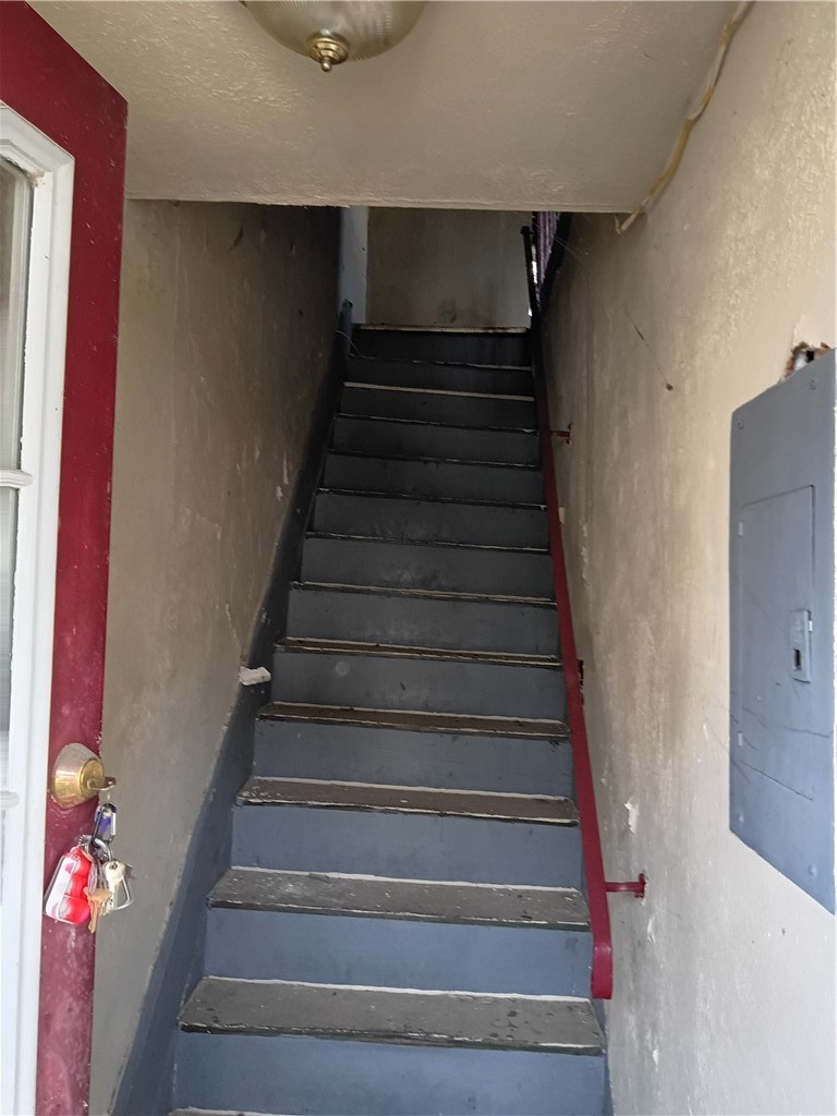 475 ADDISON ST — photo 7