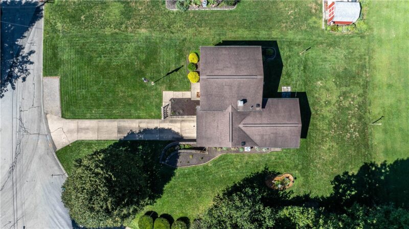 405 Harper Drive — photo 3