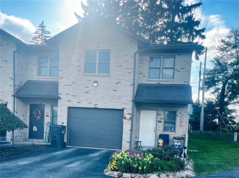 110 Meadowview Dr — photo 2