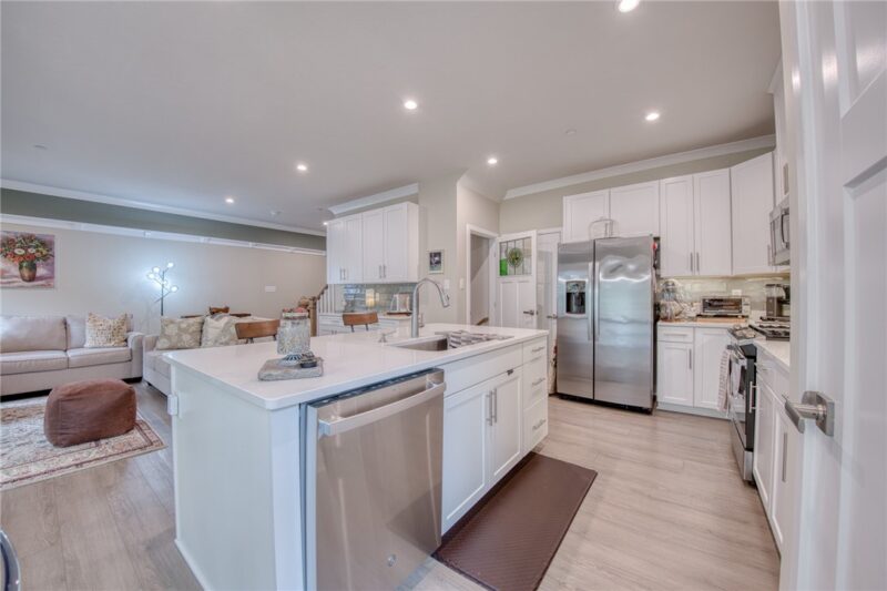 224 Dana Dr — photo 7