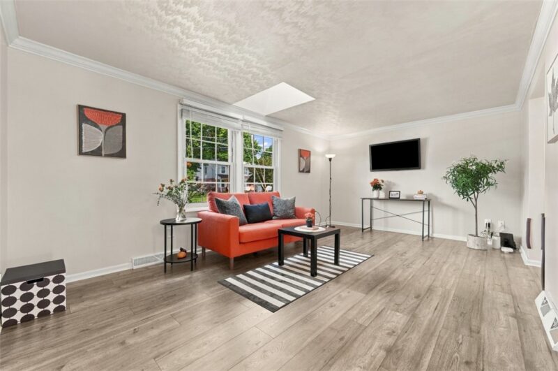 2438 Rolling Farms Rd — photo 4