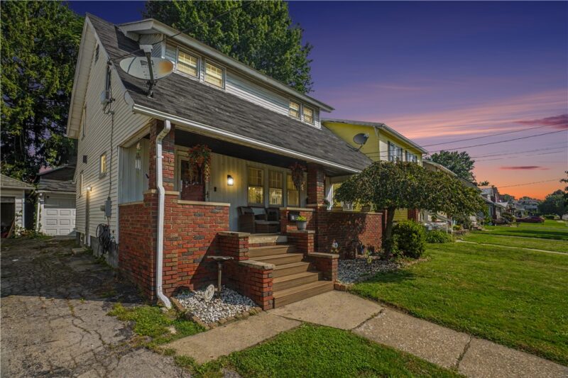 16 W Moody Ave — photo 2