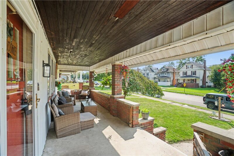 16 W Moody Ave — photo 5