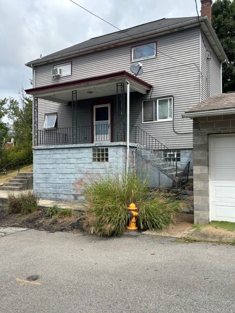 728 11th St — photo 3