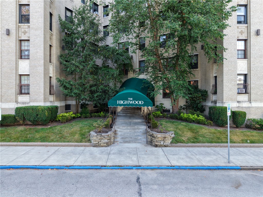 372 S Highland Ave 103 — photo 1