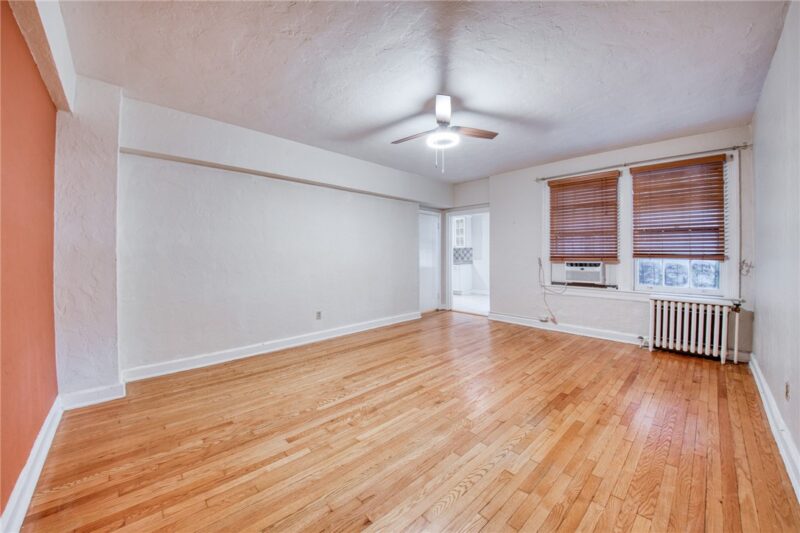 372 S Highland Ave 103 — photo 6
