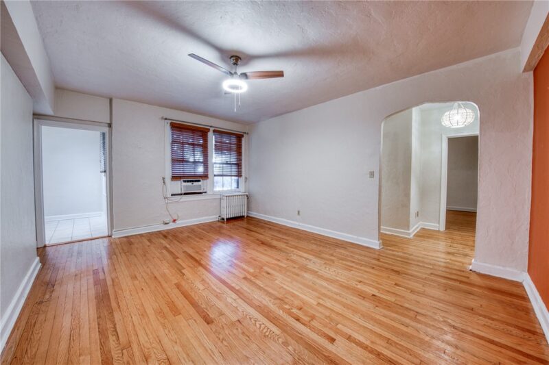 372 S Highland Ave 103 — photo 7