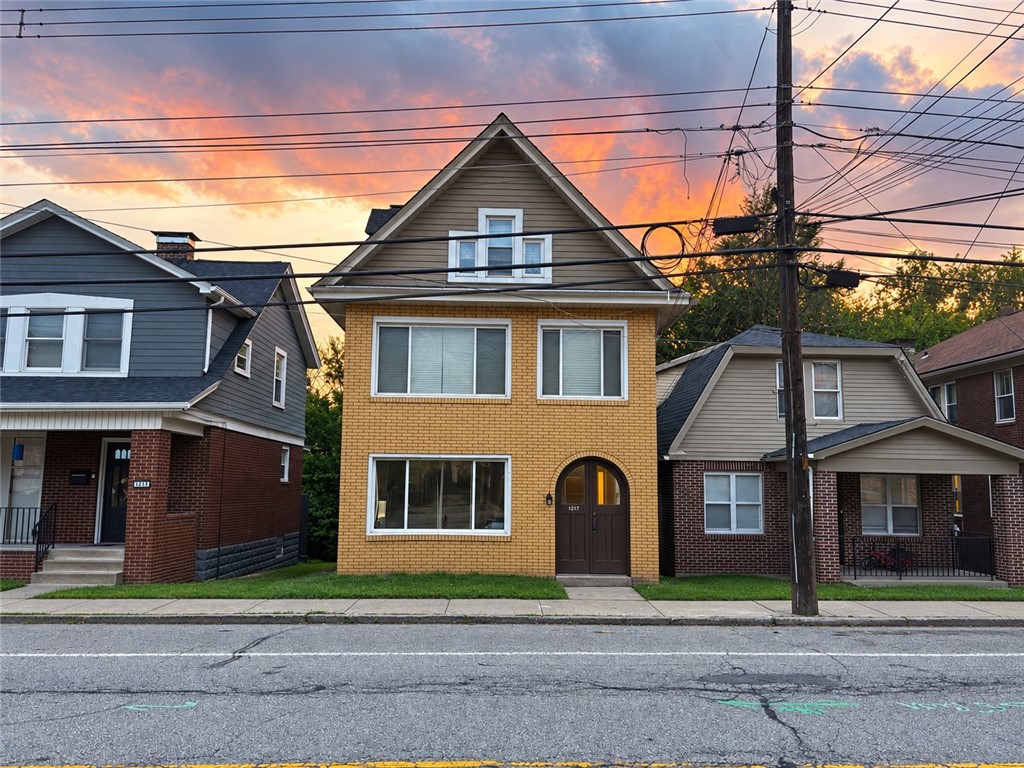 1217 McNeilly Avenue — photo 1