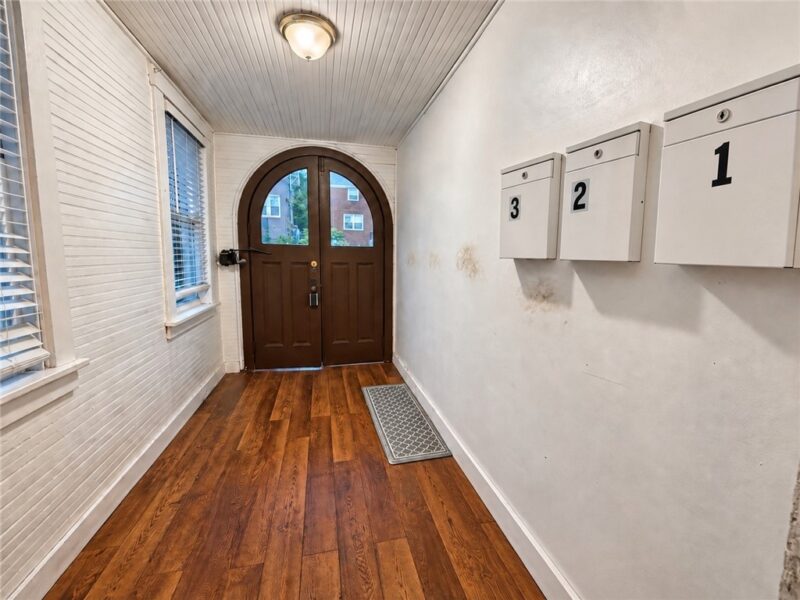 1217 McNeilly Avenue — photo 3
