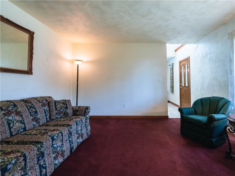 196 White Oak Dr — photo 6