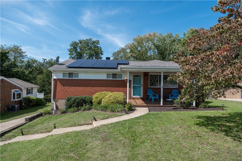 286 SOUTHWARD DRIVE — photo 2