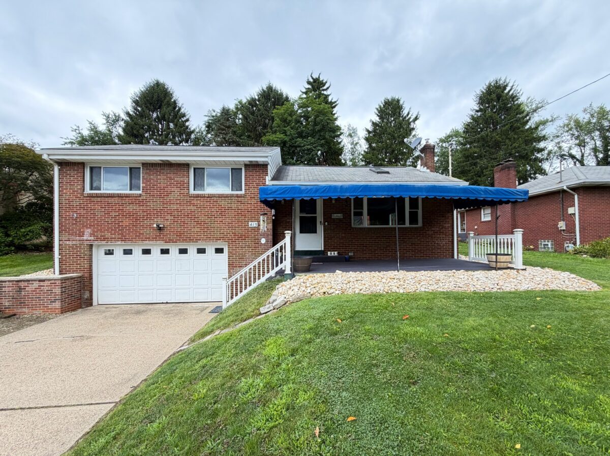 415 Colonial Drive — photo 1
