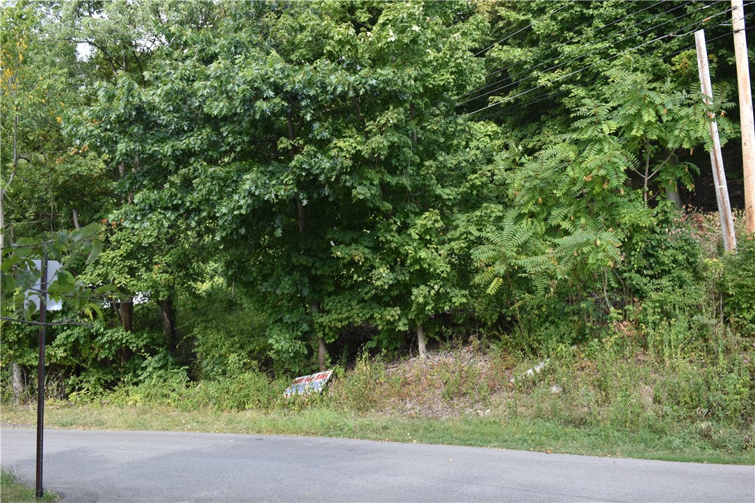 31 Smith Place — photo 1
