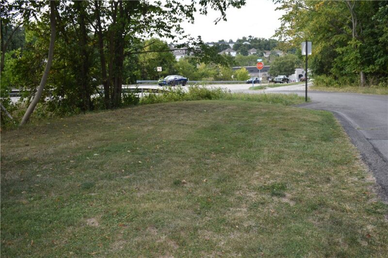 31 Smith Place — photo 3