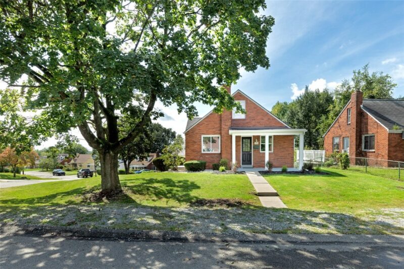 3306 Fieldcrest Drive — photo 3