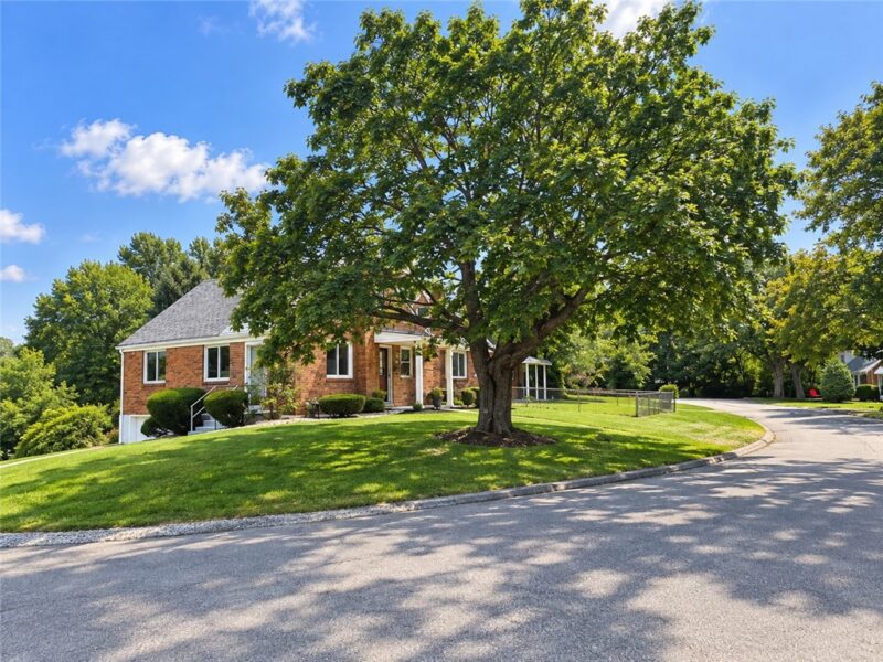 3306 Fieldcrest Drive — photo 4
