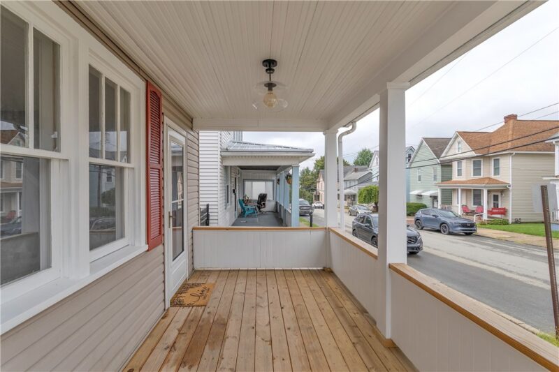 325 Fairmont St — photo 3