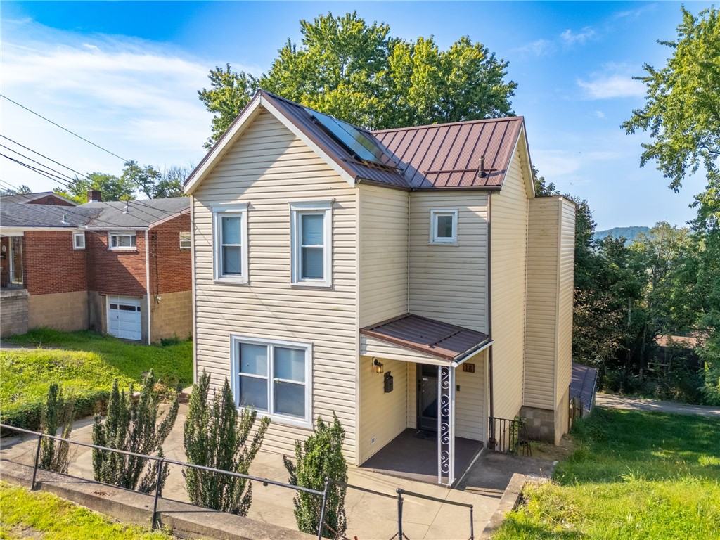 18 Charlton St — photo 1