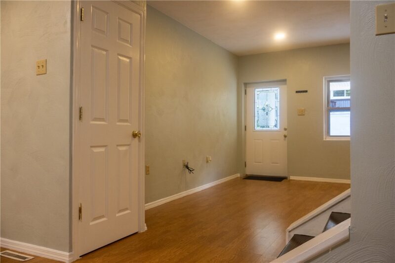 1145 Hill St — photo 6
