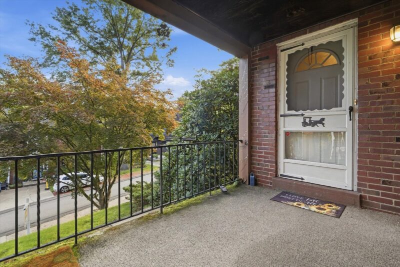610 Cascade ROAD — photo 4