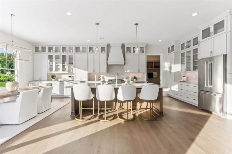 100 Penelope Court — photo 4