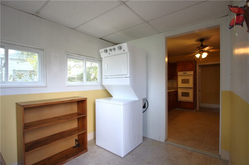 52 Linshaw Ave — photo 5