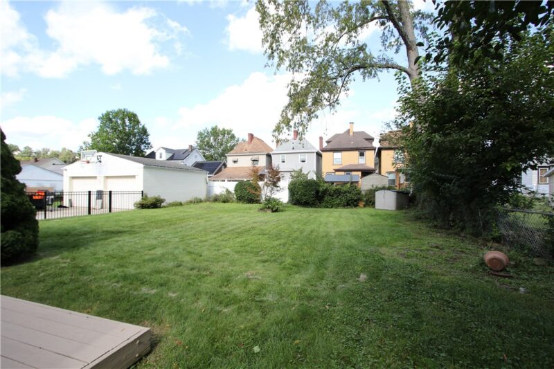 52 Linshaw Ave — photo 7
